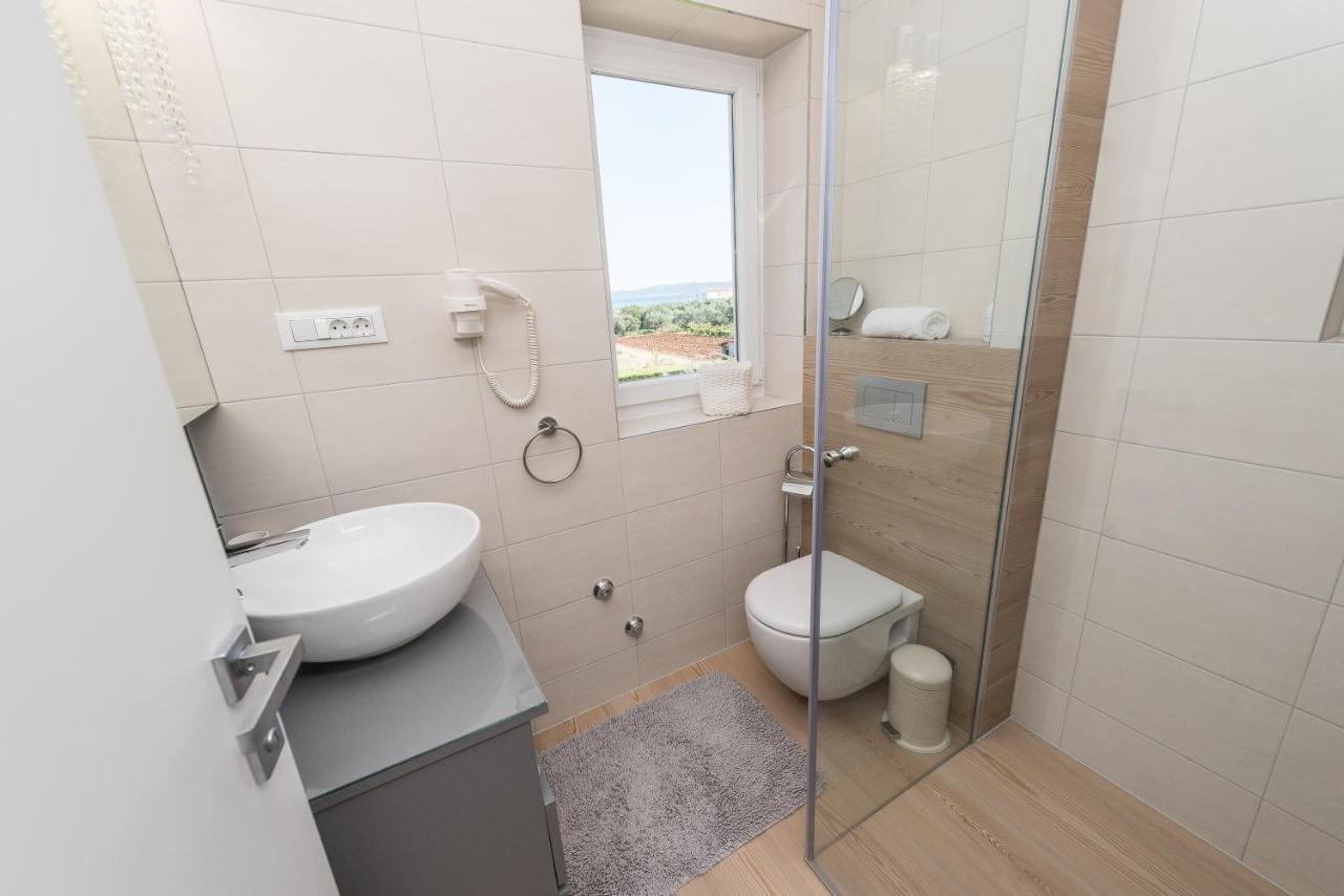 Luxury Apartments Garden Sukošan エクステリア 写真