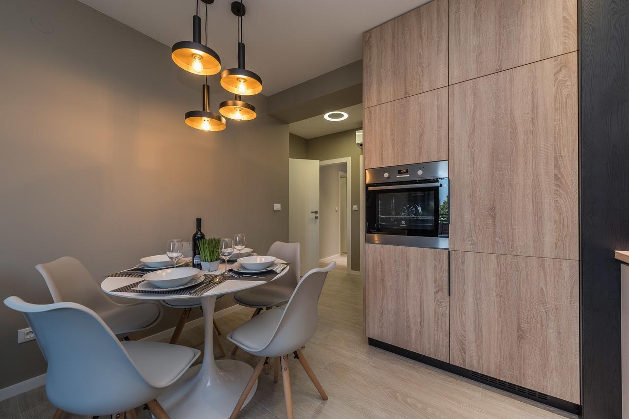 Luxury Apartments Garden Sukošan エクステリア 写真