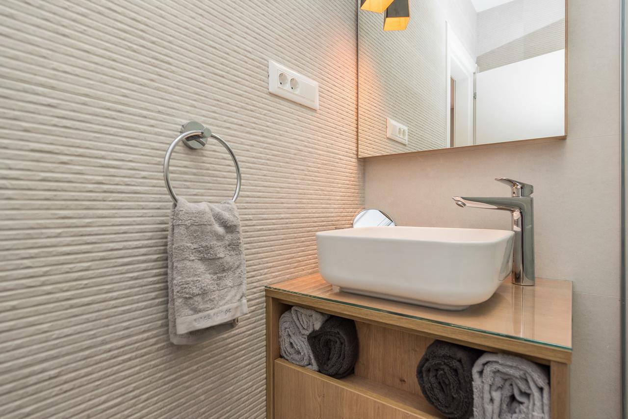 Luxury Apartments Garden Sukošan エクステリア 写真
