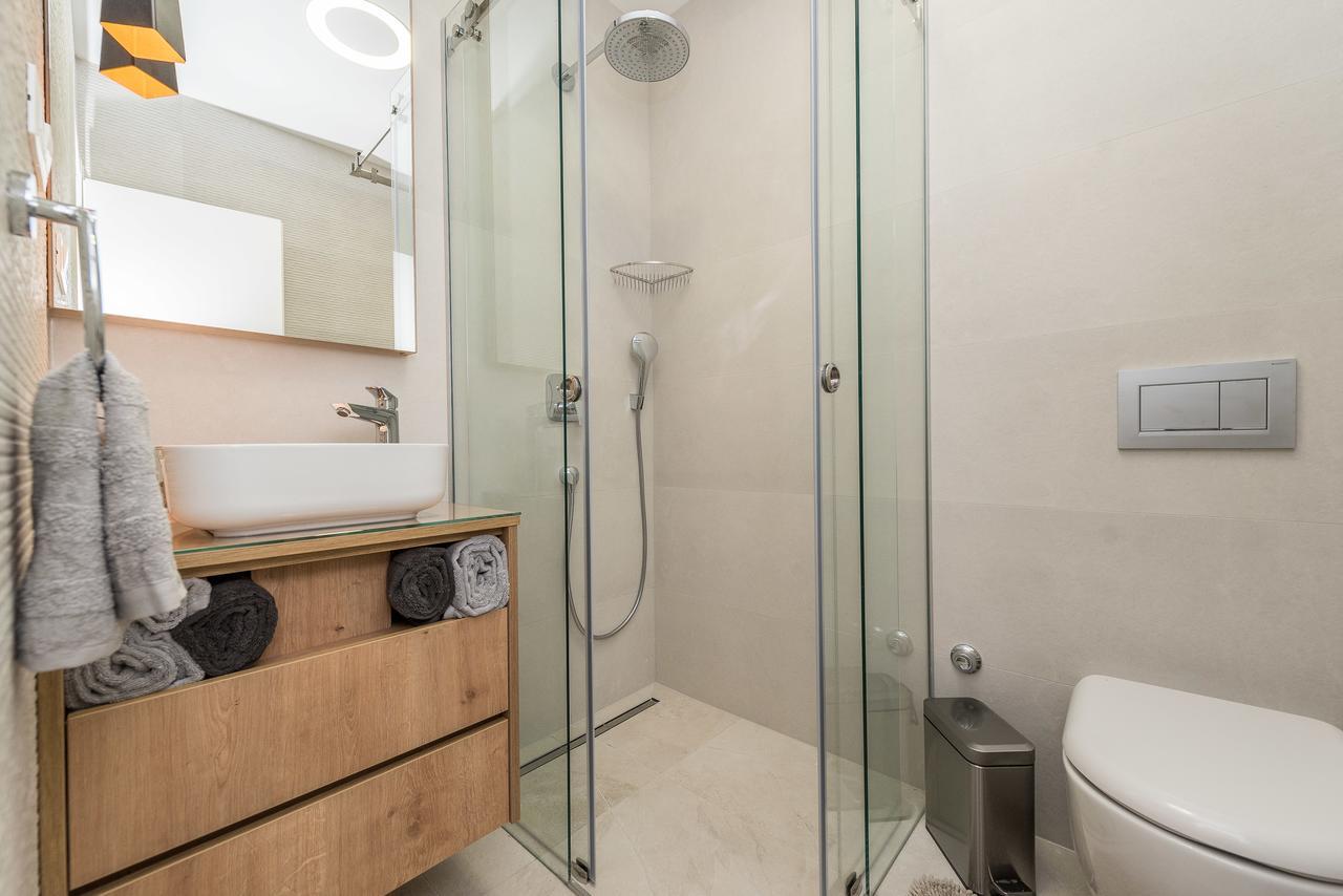 Luxury Apartments Garden Sukošan エクステリア 写真