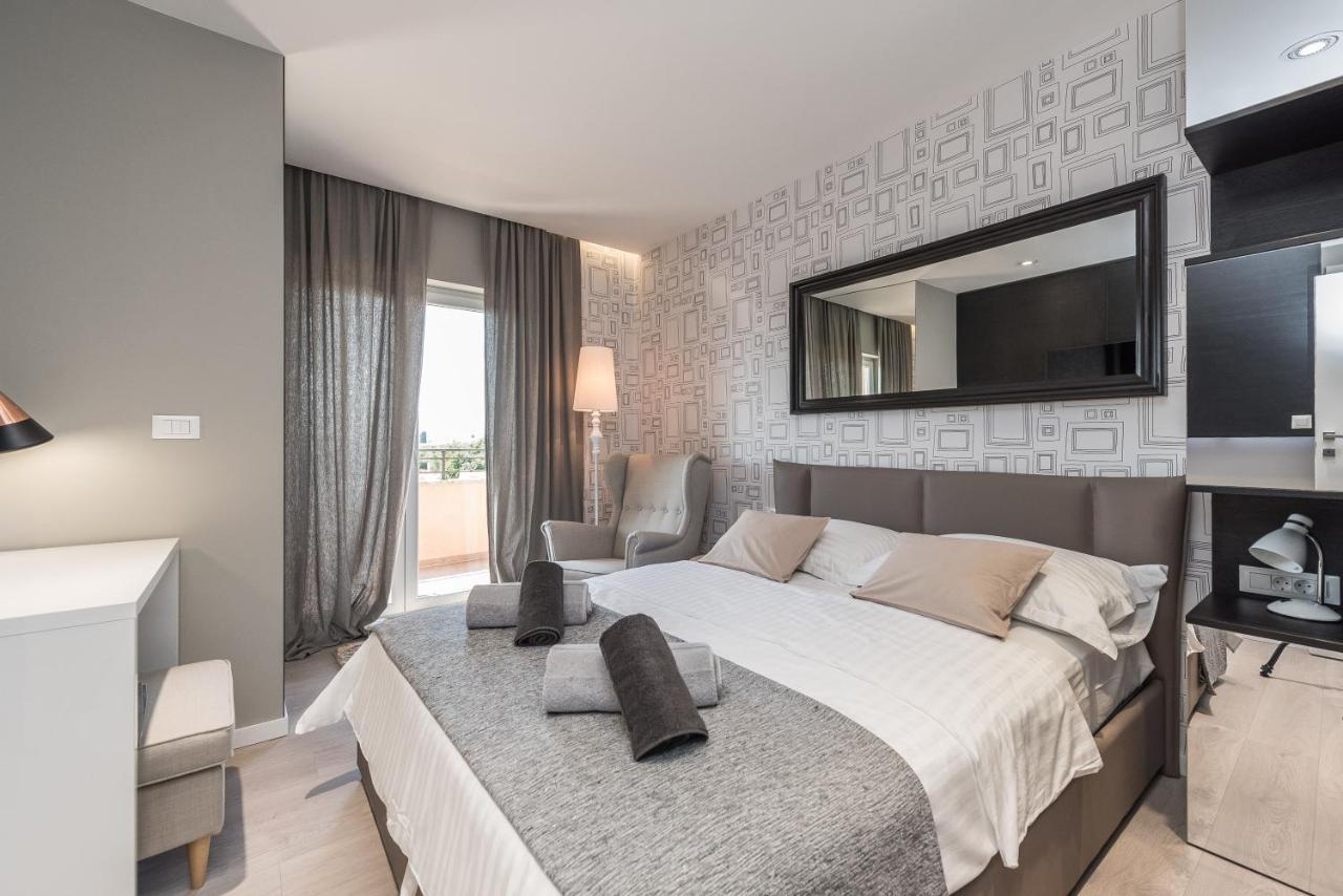 Luxury Apartments Garden Sukošan エクステリア 写真
